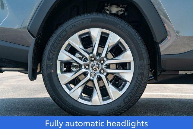 new 2025 Toyota RAV4 car