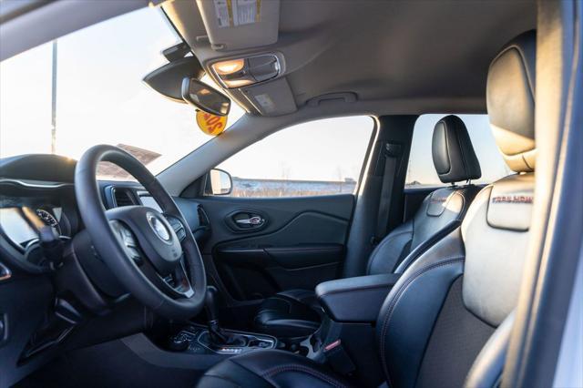 used 2022 Jeep Cherokee car, priced at $24,990
