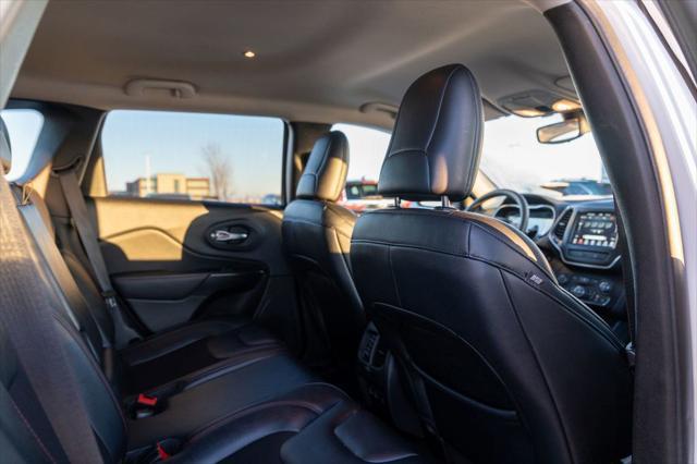 used 2022 Jeep Cherokee car, priced at $24,990
