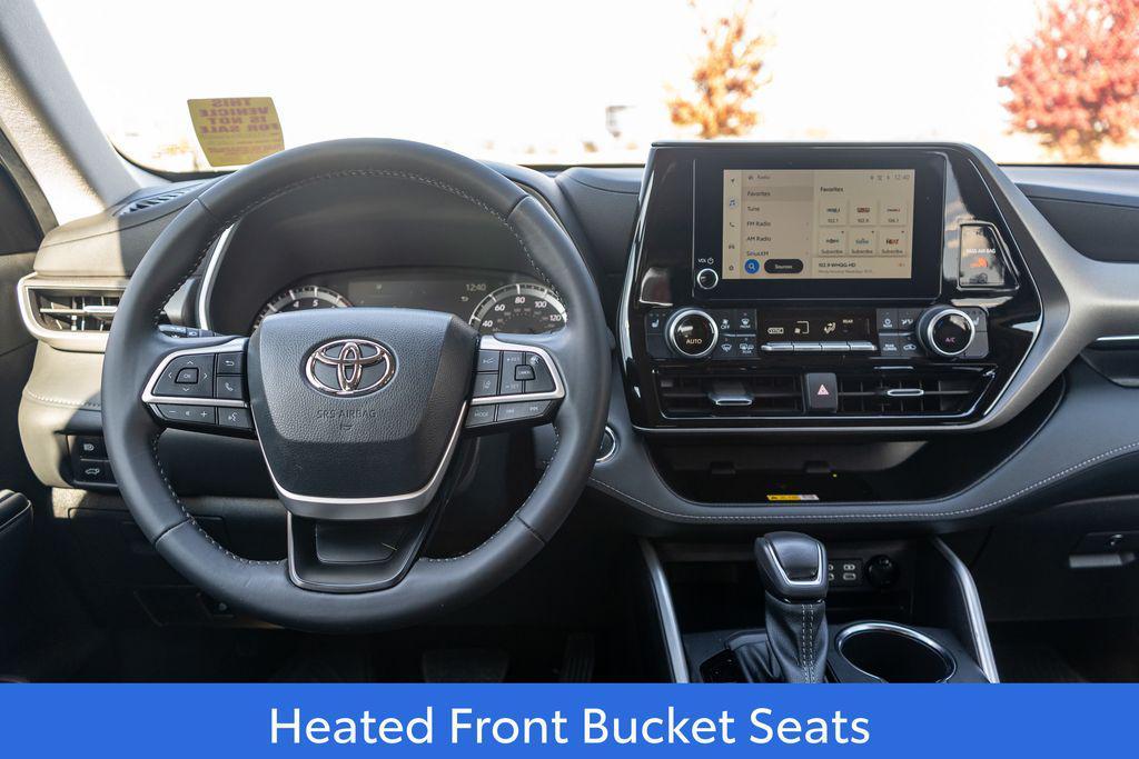 used 2023 Toyota Highlander car, priced at $36,714