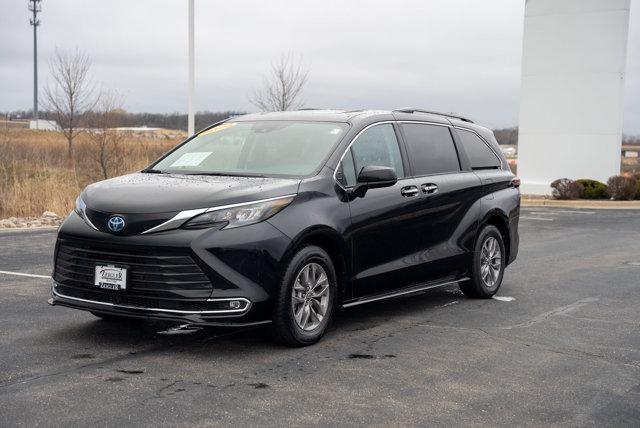 used 2024 Toyota Sienna car, priced at $44,990
