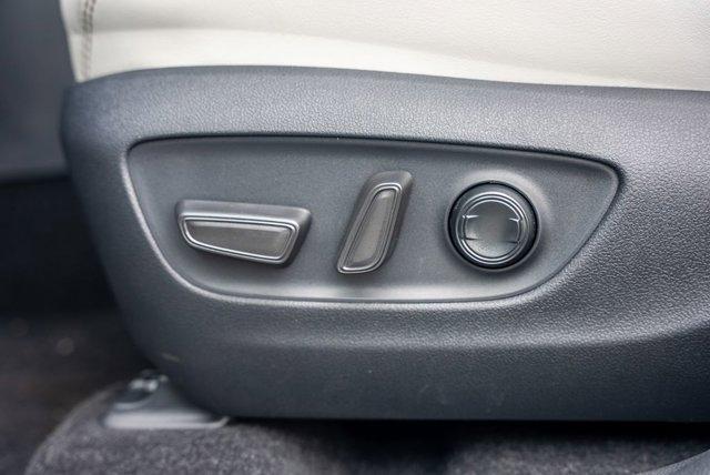 new 2025 Toyota RAV4 car, priced at $40,733