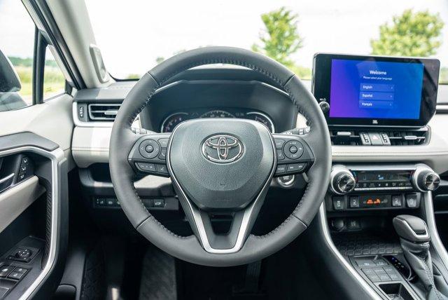 new 2025 Toyota RAV4 car, priced at $40,733