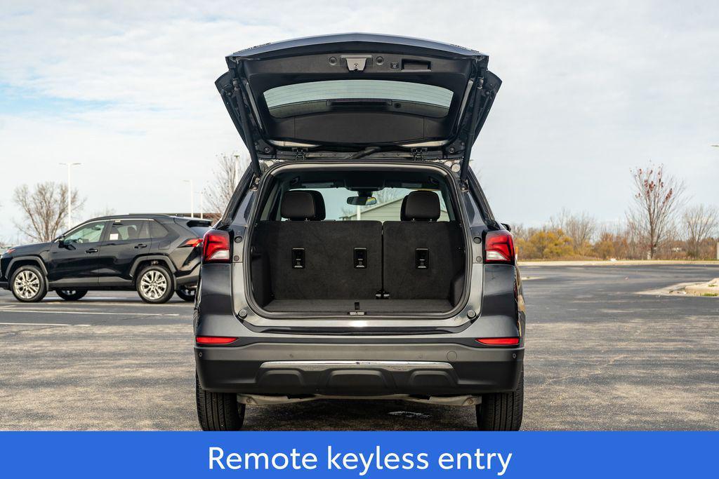 used 2022 Chevrolet Equinox car, priced at $21,990