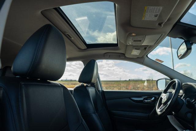 used 2022 Nissan Rogue Sport car, priced at $22,390
