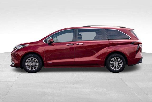 used 2021 Toyota Sienna car, priced at $37,497