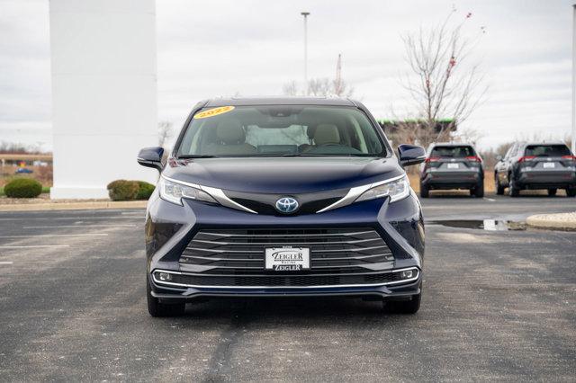 used 2022 Toyota Sienna car, priced at $48,990