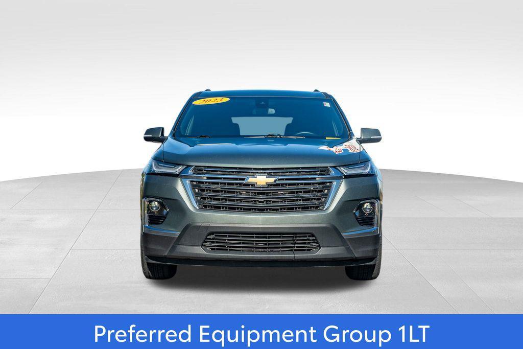 used 2023 Chevrolet Traverse car, priced at $31,879