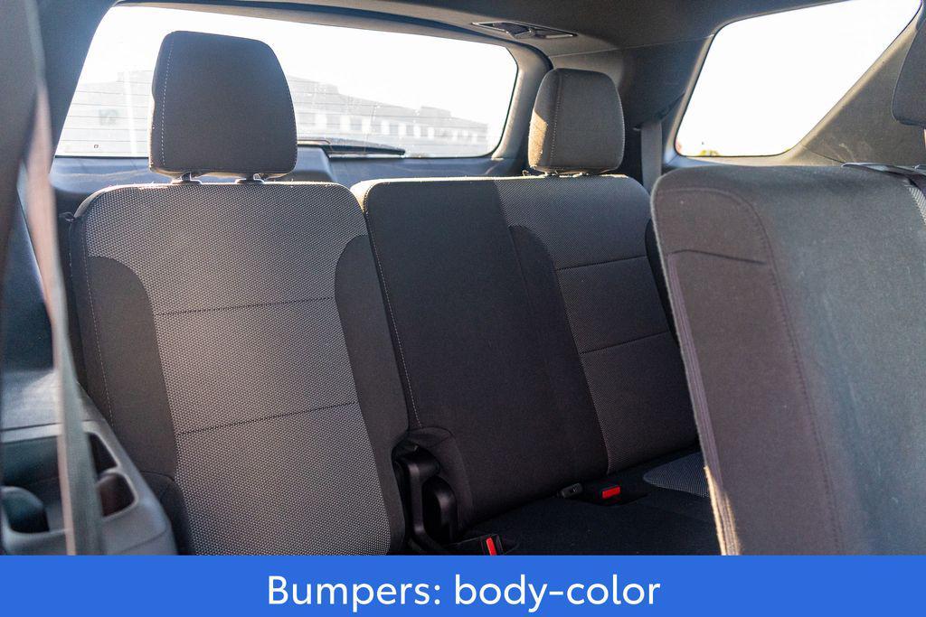 used 2023 Chevrolet Traverse car, priced at $31,879