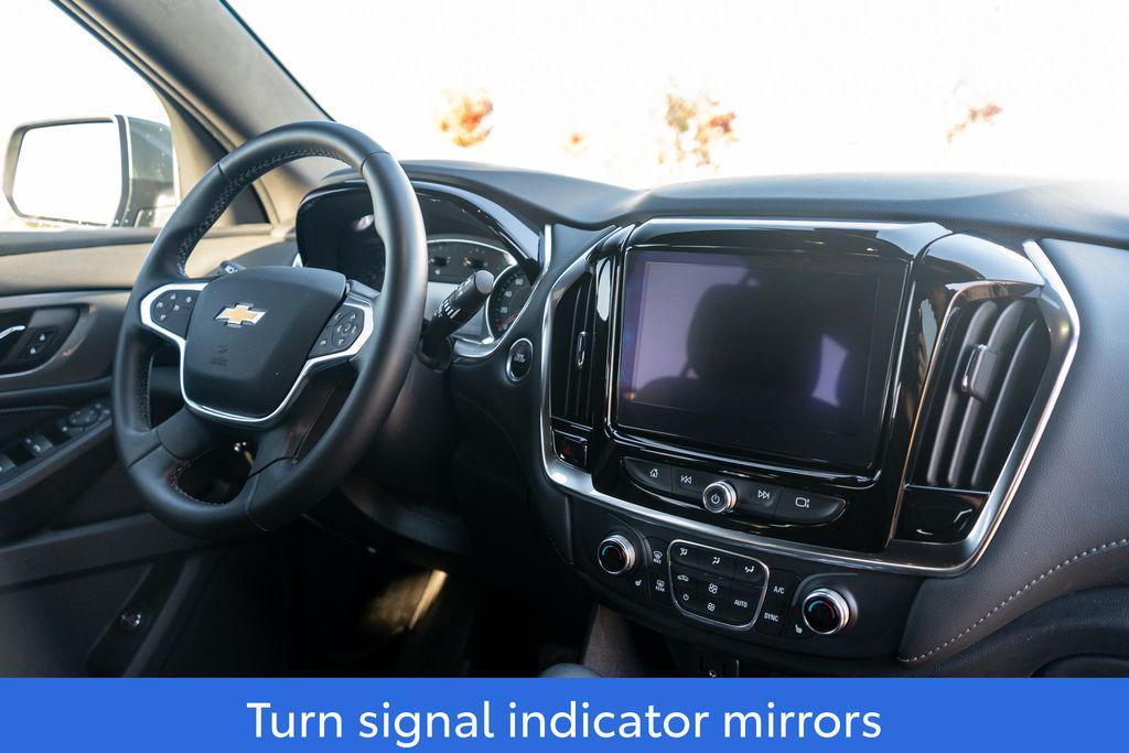 used 2023 Chevrolet Traverse car, priced at $31,879