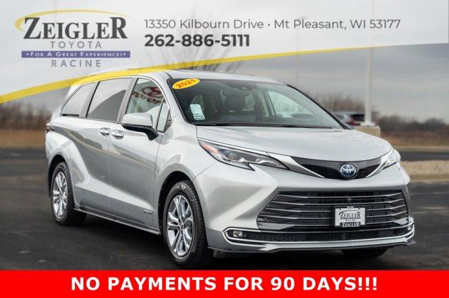 used 2021 Toyota Sienna car, priced at $44,692