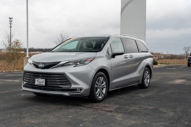 used 2021 Toyota Sienna car, priced at $43,497