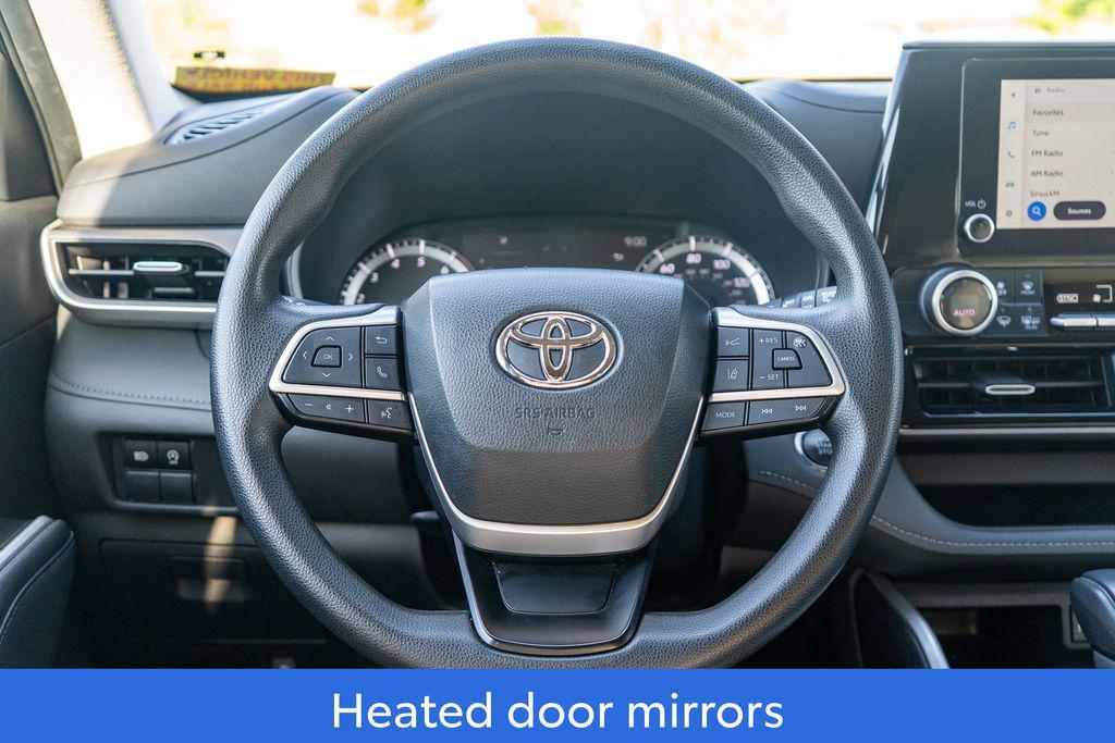 used 2023 Toyota Highlander car, priced at $29,579