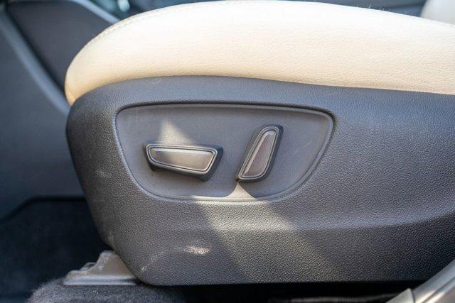 used 2023 Toyota Highlander car, priced at $31,579