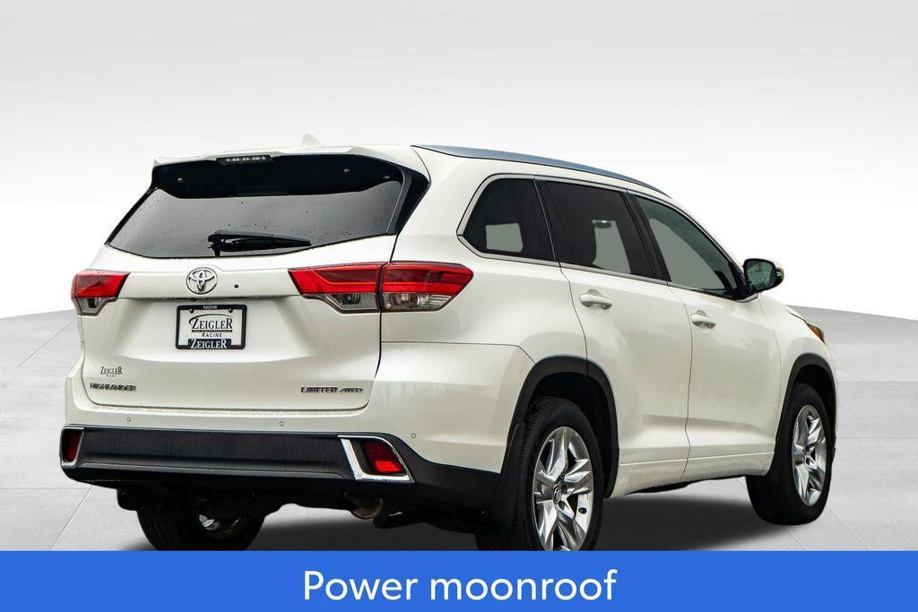 used 2018 Toyota Highlander car, priced at $24,749