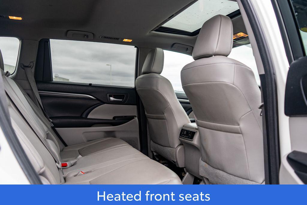 used 2018 Toyota Highlander car, priced at $24,749
