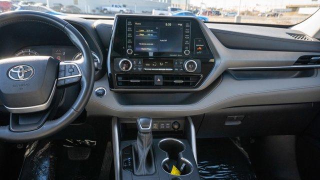 used 2022 Toyota Highlander car, priced at $31,792