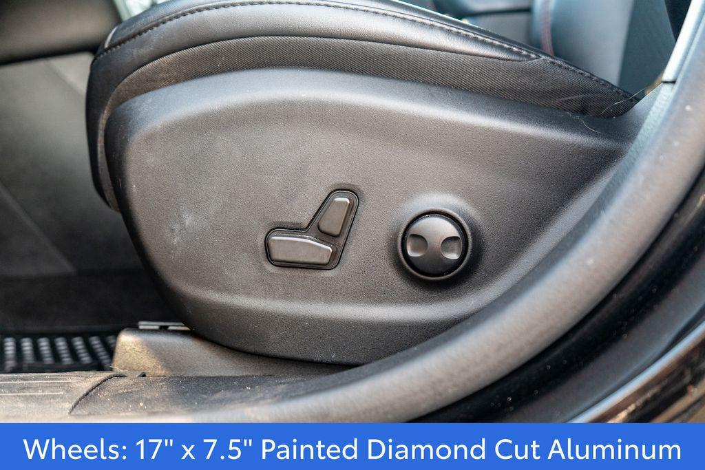 used 2022 Jeep Cherokee car, priced at $23,379