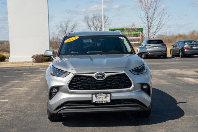 used 2023 Toyota Highlander car, priced at $38,990