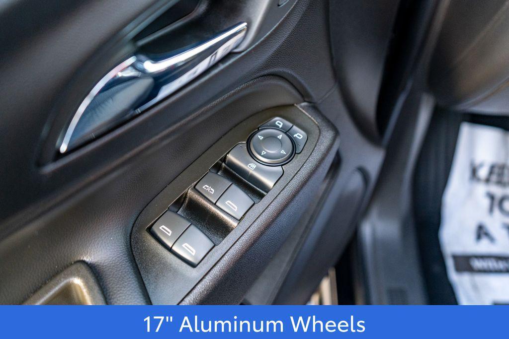 used 2023 Chevrolet Equinox car, priced at $20,990