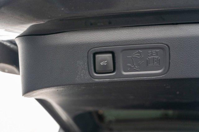 used 2023 Lincoln Navigator car, priced at $59,990