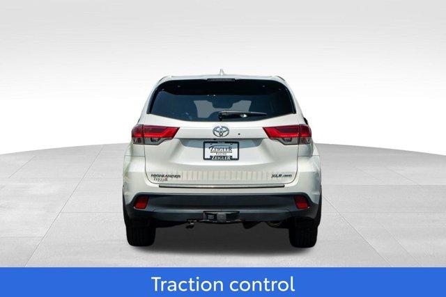 used 2018 Toyota Highlander car, priced at $21,990