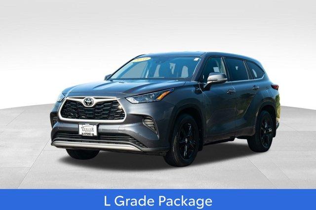 used 2023 Toyota Highlander car, priced at $29,990
