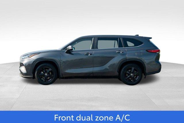 used 2023 Toyota Highlander car, priced at $29,990
