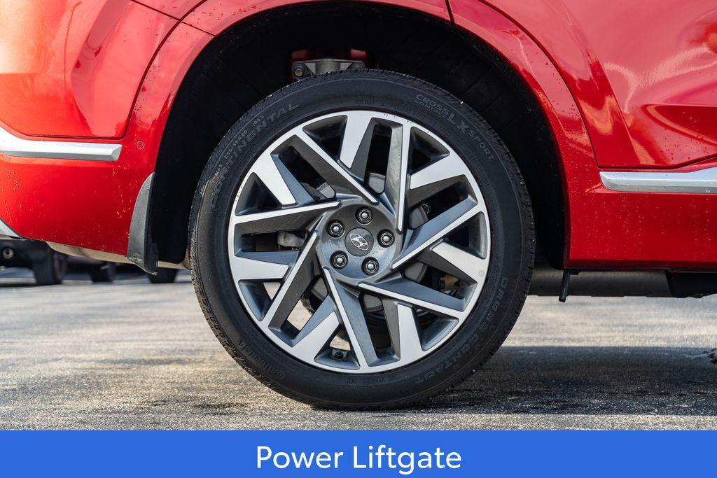 used 2022 Hyundai Santa Fe car, priced at $28,990