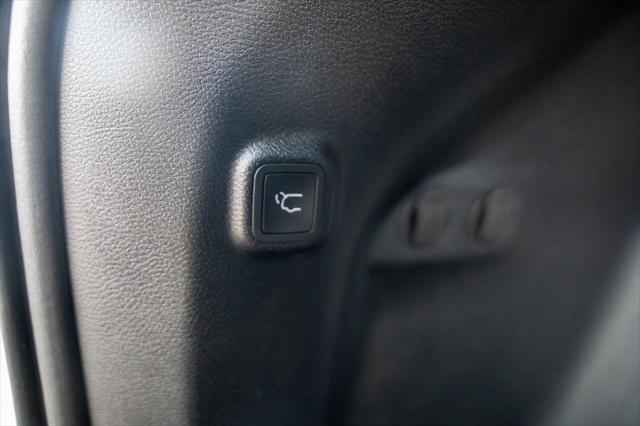 used 2023 Jeep Cherokee car, priced at $21,879
