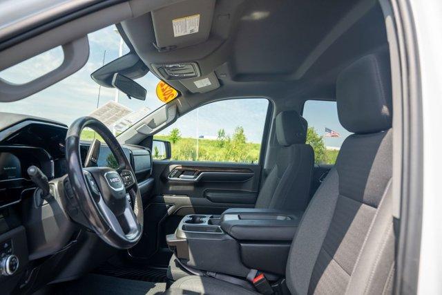 used 2022 GMC Sierra 1500 car, priced at $40,379