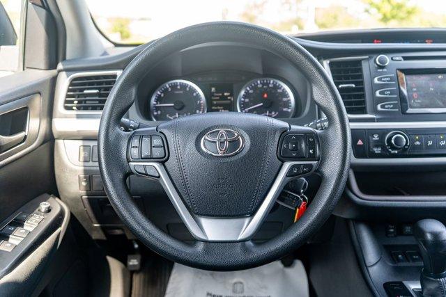 used 2019 Toyota Highlander car, priced at $20,990