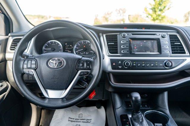 used 2019 Toyota Highlander car, priced at $20,990