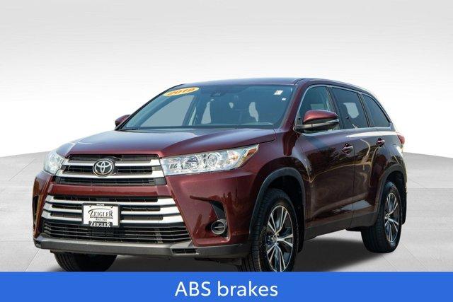 used 2019 Toyota Highlander car, priced at $20,990