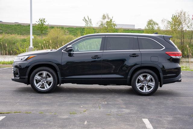 used 2018 Toyota Highlander car, priced at $20,879