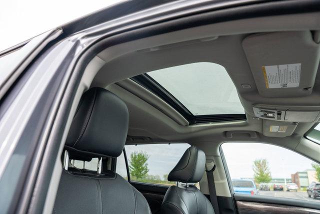used 2023 Toyota Highlander car, priced at $35,990