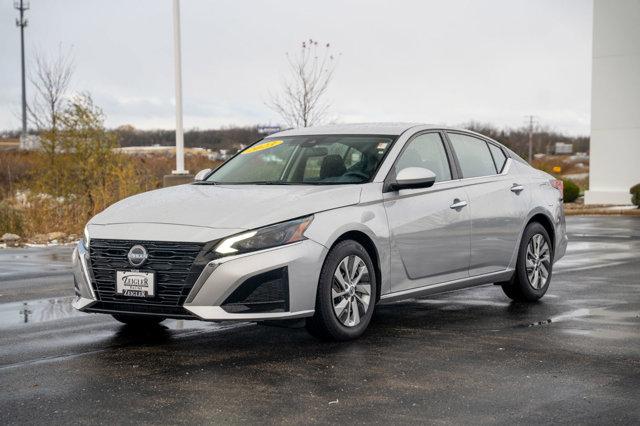 used 2023 Nissan Altima car, priced at $21,995