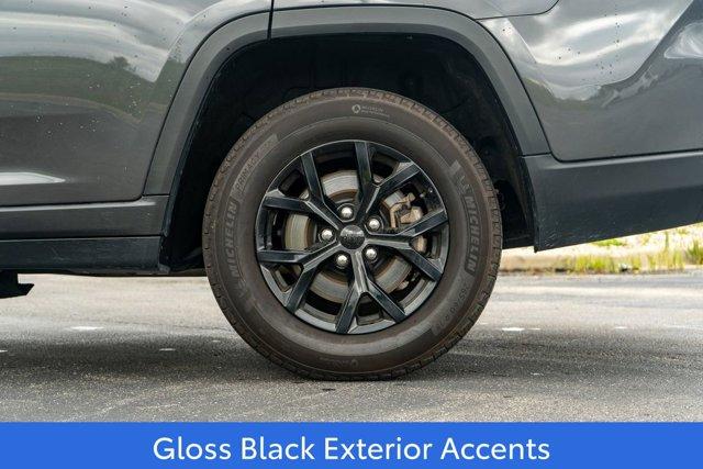 used 2024 Jeep Grand Cherokee L car, priced at $28,990