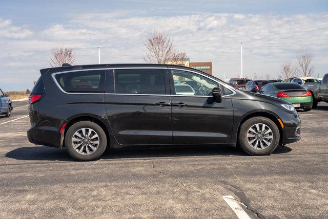 used 2022 Chrysler Pacifica car, priced at $26,490