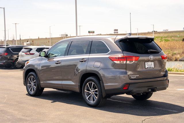 used 2018 Toyota Highlander car, priced at $24,497