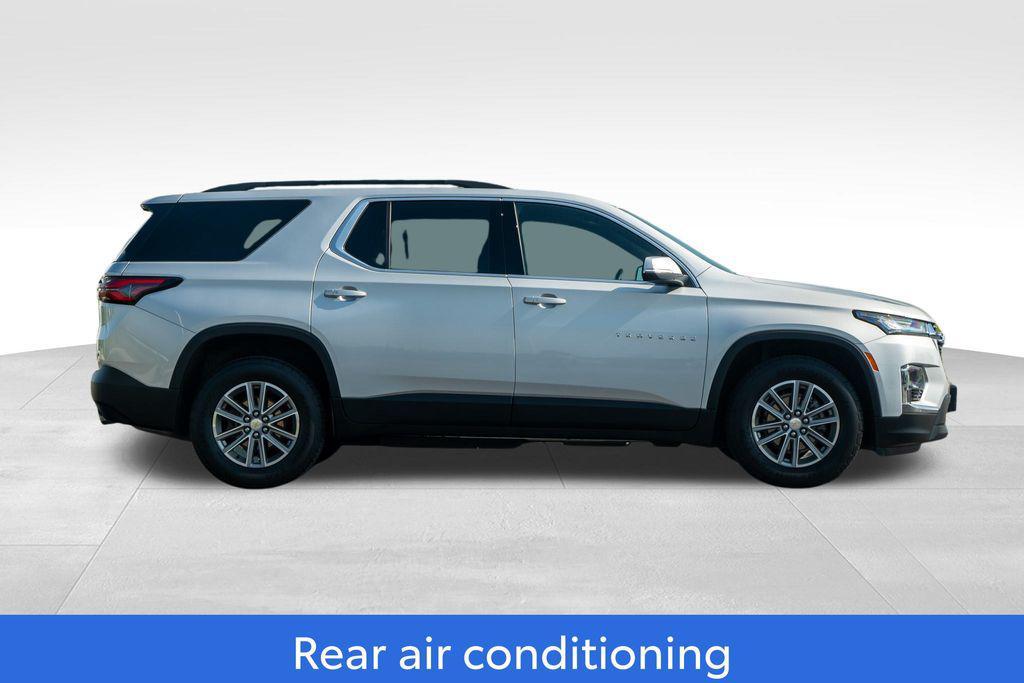 used 2022 Chevrolet Traverse car, priced at $27,990
