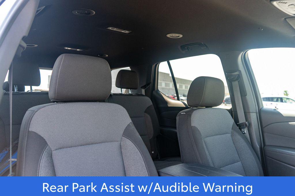 used 2022 Chevrolet Traverse car, priced at $27,990