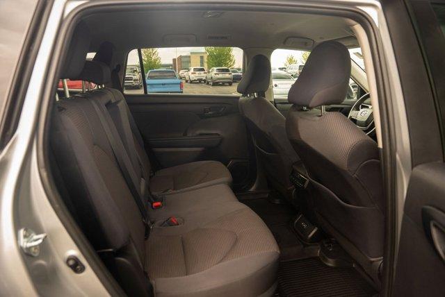 used 2022 Toyota Highlander car, priced at $29,990