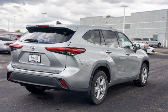 used 2022 Toyota Highlander car, priced at $29,990