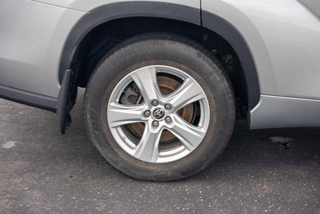 used 2022 Toyota Highlander car, priced at $29,990