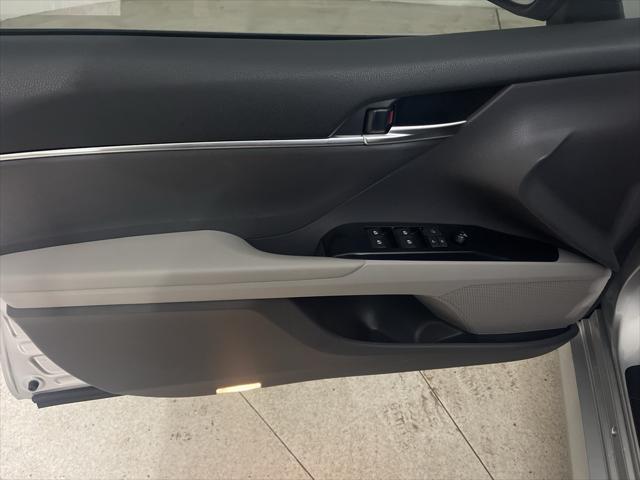 used 2018 Toyota Camry Hybrid car, priced at $21,241
