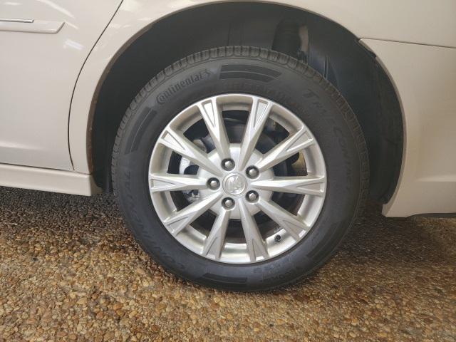 used 2010 Buick Lucerne car, priced at $5,891