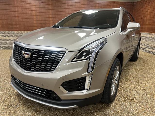 used 2022 Cadillac XT5 car, priced at $27,841