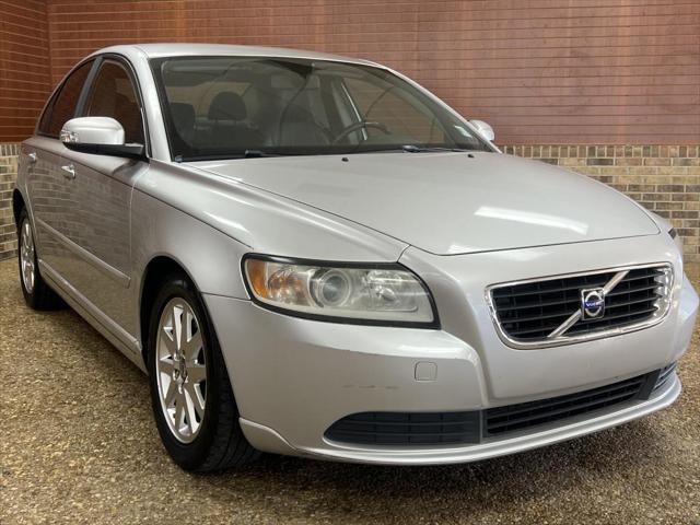 used 2008 Volvo S40 car, priced at $5,830