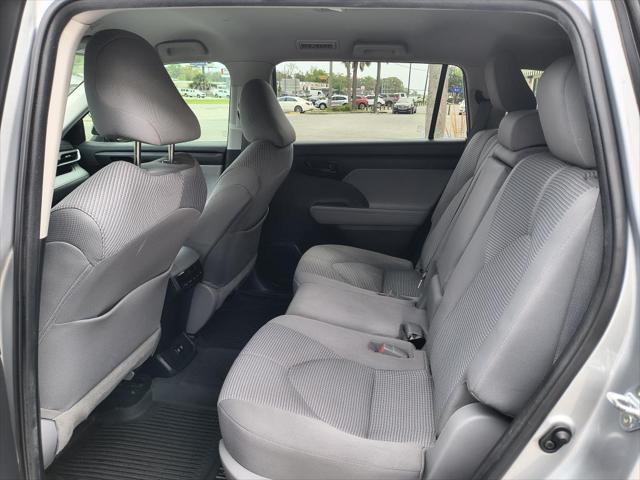 used 2021 Toyota Highlander car, priced at $27,359